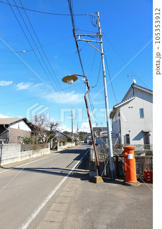 茨城 つくば 丸ポストのある風景(スズキストアー前) 茨城 つくば 丸ポストのある風景(スズキストアー前) 105353912