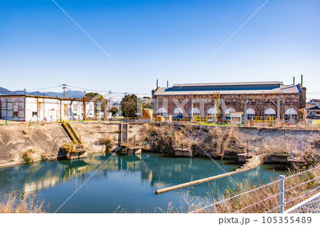 遠賀川水源地ポンプ室と貯水池 105355489