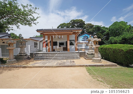 山口県下関市の高台にある日の出スポット豊功神社 105356625