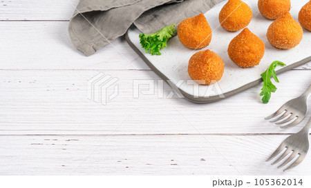 Chicken coxinha, chicken Brazilian snacks 105362014