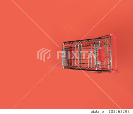 Shopping Basket, Shopping Cart, Shop Cart, Empty Trolley, Supermarket Cart with Copy Space 105362298