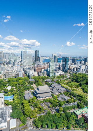 爽やかな青空と大都会東京の高層ビルが立ち並ぶ風景の俯瞰写真|東京都 爽やかな青空と大都会東京の高層ビルが立ち並ぶ風景の俯瞰写真|東京都 105373220