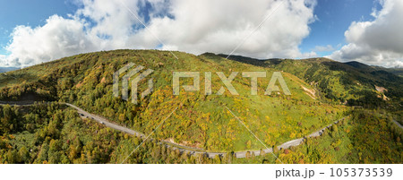 「岩手県」紅葉した八幡平とアスピーテライン 「岩手県」紅葉した八幡平とアスピーテライン 105373539