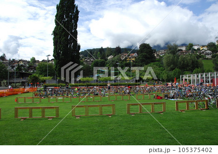 Bicycle in the park 105375402