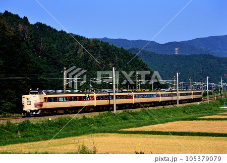 2001年 北陸本線を走る485系L特急加越6両 2001年 北陸本線を走る485系L特急加越6両 105379079
