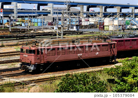 2001年 貨物ターミナルに佇むEF81301電気機関車 2001年 貨物ターミナルに佇むEF81301電気機関車 105379084