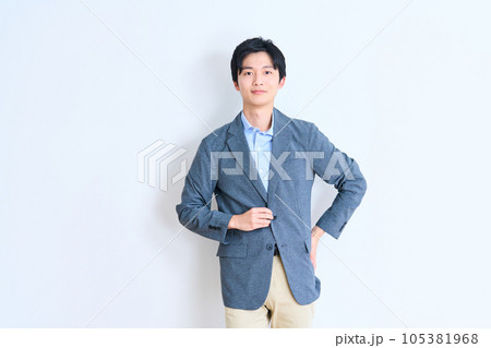 若い男性 メンズファッション 若い男性 メンズファッション 105381968