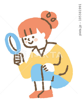 虫眼鏡を持って何かを調査している女の子_色 105381991