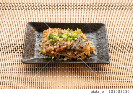 鯖とキノコのおろしポン酢和え 鯖とキノコのおろしポン酢和え 105382156