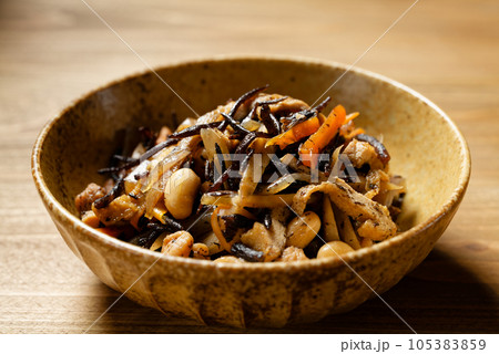 ひじきの煮物 105383859
