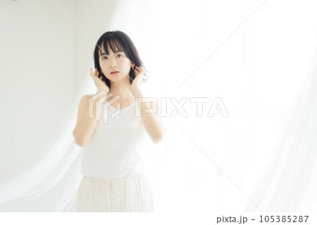 ナチュラルビューティな女性 105385287