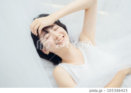 ナチュラルビューティな女性 ナチュラルビューティな女性 105386425