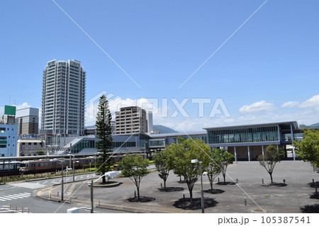 静岡市 清水駅東口(みなと口)の駅前広場 静岡市 清水駅東口(みなと口)の駅前広場 105387541