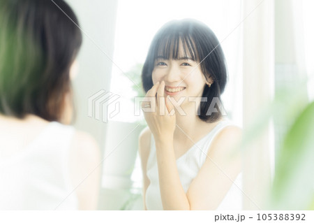 ナチュラルビューティな女性 ナチュラルビューティな女性 105388392