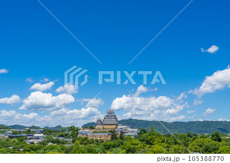 世界文化遺産 夏の国宝姫路城 遠景 世界文化遺産 夏の国宝姫路城 遠景 105388770