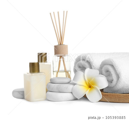 Beautiful spa composition with reed diffuser on white background 105393885