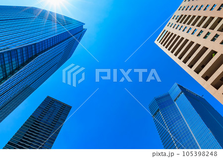 東京　港区　虎ノ門一丁目の都市風景　虎ノ門ヒルズ  105398248