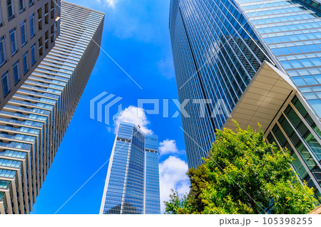 東京　港区　虎ノ門一丁目の都市風景　虎ノ門ヒルズ  105398255