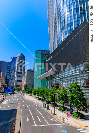 東京　港区　虎ノ門一丁目の都市風景　虎ノ門ヒルズ  105398266
