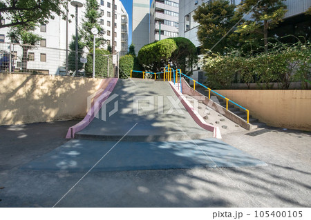 東京都品川区西五反田の西八丁公園 105400105