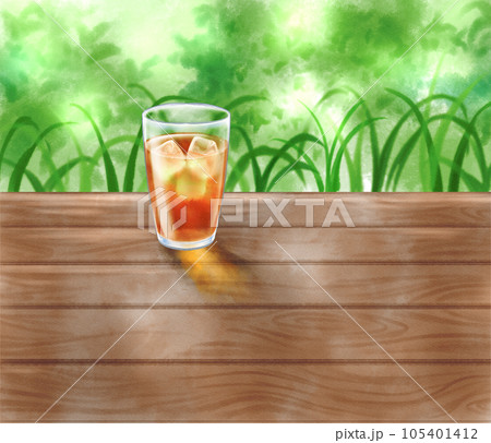 水彩で描いた縁側に置かれたグラスの麦茶 105401412