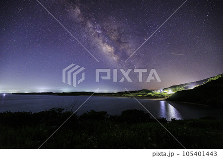 《長崎県 五島》上五島 大浜キャンプ場からの星空 105401443