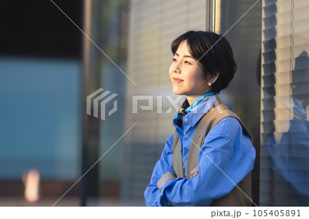 女性ポートレート 105405891