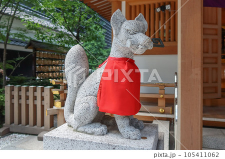 Fukutoku Jinja Shrine Mebuki Inari in Nihombashi, Tokyo, Japan. July 20, 2023 Fukutoku Jinja Shrine Mebuki Inari in Nihombashi, Tokyo, Japan. July 20, 2023 105411062