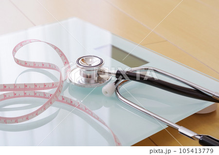 体重計とメジャー 105413779