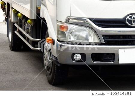 商用車イメージ　トヨタ7代目ダイナの保冷車のフロントマスク 105414291