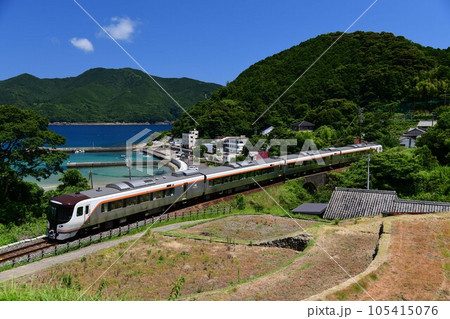 新鹿海岸と特急南紀 105415076