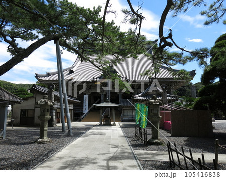 鴨川市小湊の誕生寺（祖師堂） 105416838