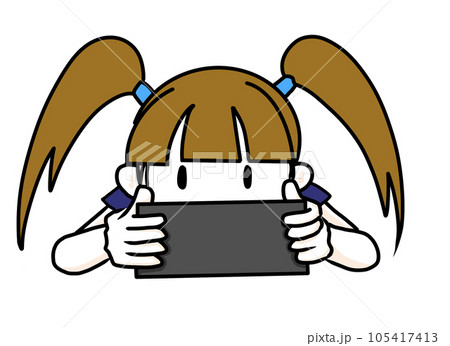 寝ながら携帯見る女の子 寝ながら携帯見る女の子 105417413