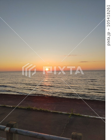 夕日の綺麗なキャンプ場 夕日の綺麗なキャンプ場 105418261