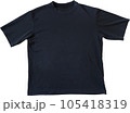 無地の黒Tシャツの切り抜き 105418319