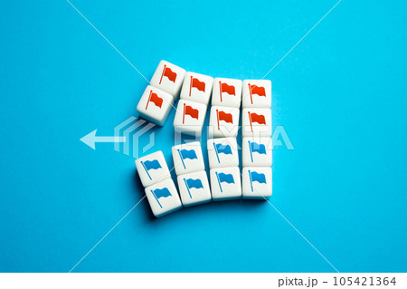Ideological division. Split in the organization. Opposition factions. Ideological conflict. Rivalry to improve work efficiency. Dividing, splitting up. Lack of consensus. 105421364