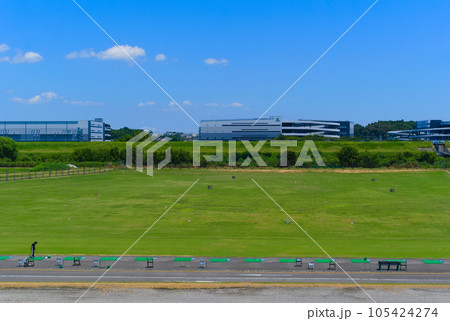 埼玉県三郷市江戸川河川敷のゴルフ場2023年7月 埼玉県三郷市江戸川河川敷のゴルフ場2023年7月 105424274
