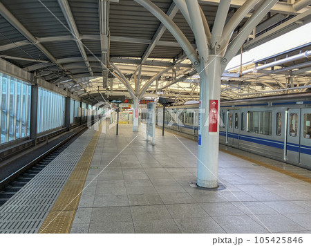 西武池袋線石神井公園駅ホーム 105425846
