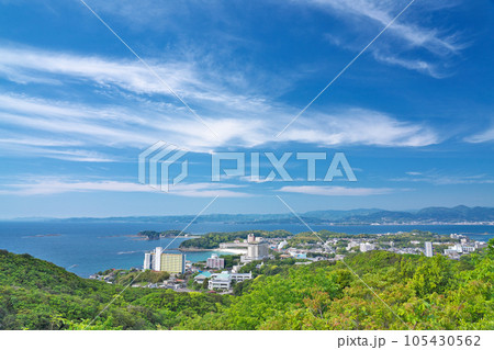 【平草原展望台より白浜町を一望】 和歌山県西牟婁郡白浜町 105430562