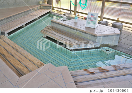 【椿温泉 足湯】 和歌山県西牟婁郡白浜町椿 105430602