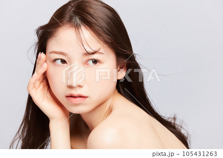 ビューティー若い日本人女性 乱れ髪 ビューティー若い日本人女性 乱れ髪 105431263