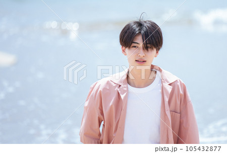 男性ポートレート　夏　海　 105432877