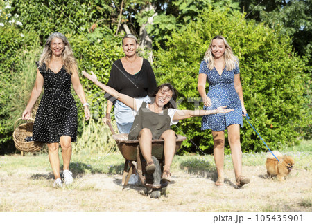 women in garden women in garden 105435901
