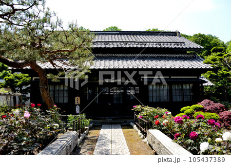 小樽市 にしん御殿旧青山別邸の文庫蔵 小樽市 にしん御殿旧青山別邸の文庫蔵 105437389