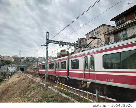 走る京急電車 走る京急電車 105438920