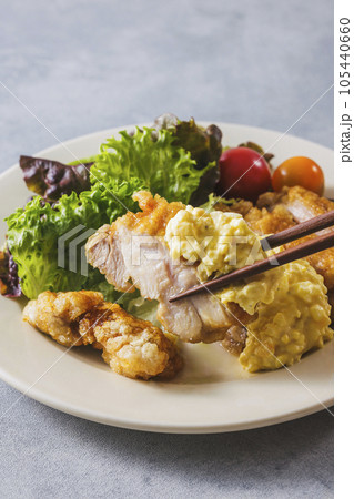 タルタルソースをかけたチキン南蛮 タルタルソースをかけたチキン南蛮 105440660
