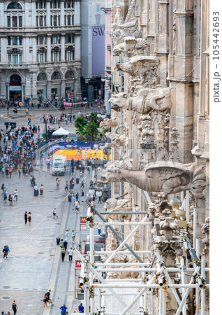 A landscape around Duomo di Milano, Italy 105442693