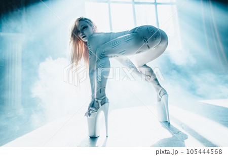 Mystic woman dancer 105444568