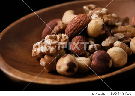 ミックスナッツ 105448710