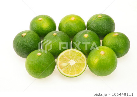 徳島県産のスダチ 105449111